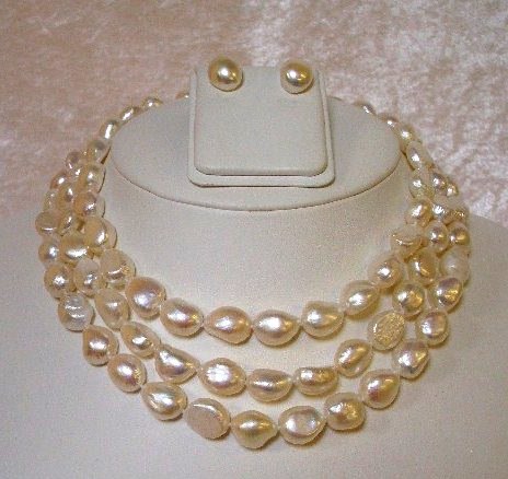 3 row baroque necklace