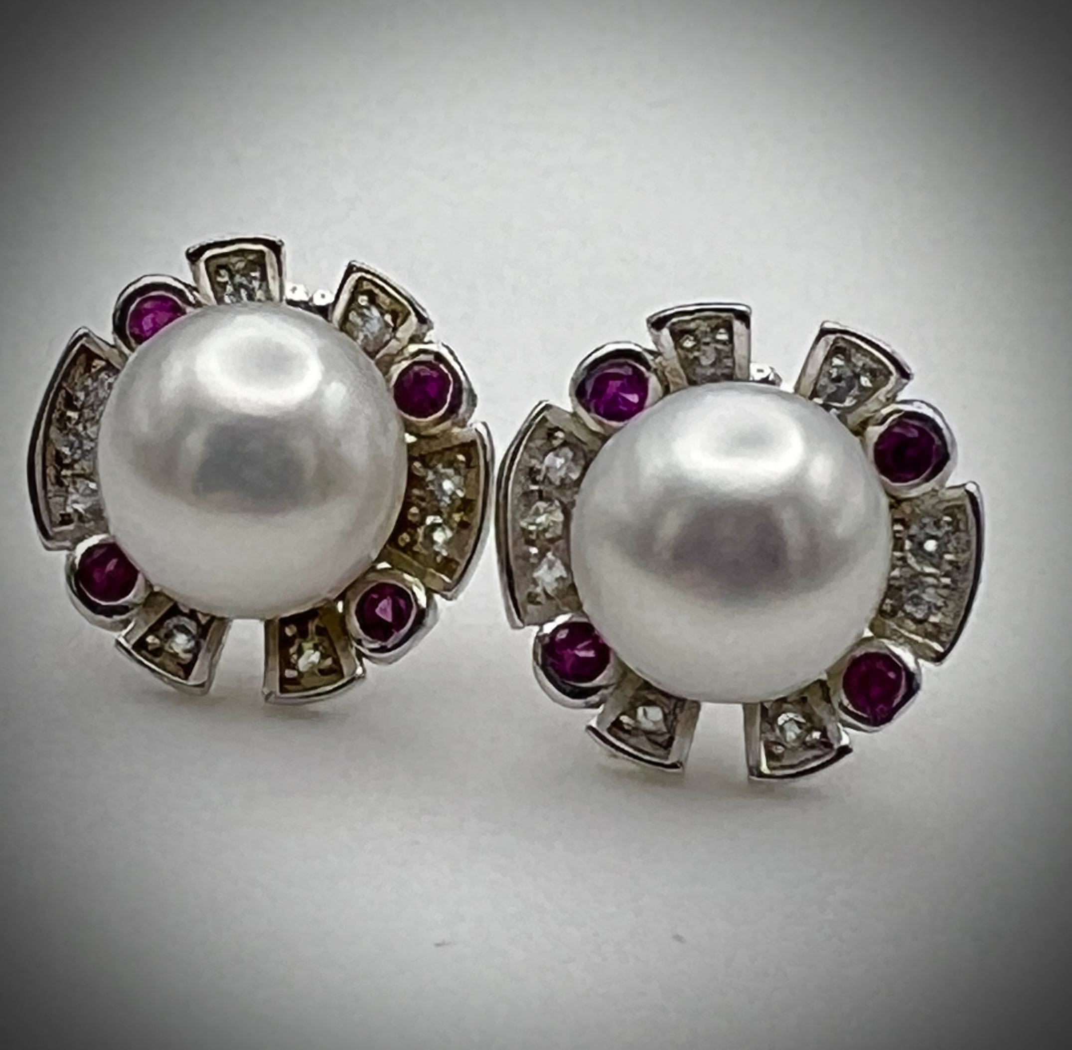 Hot Pink crystal & pearl studs